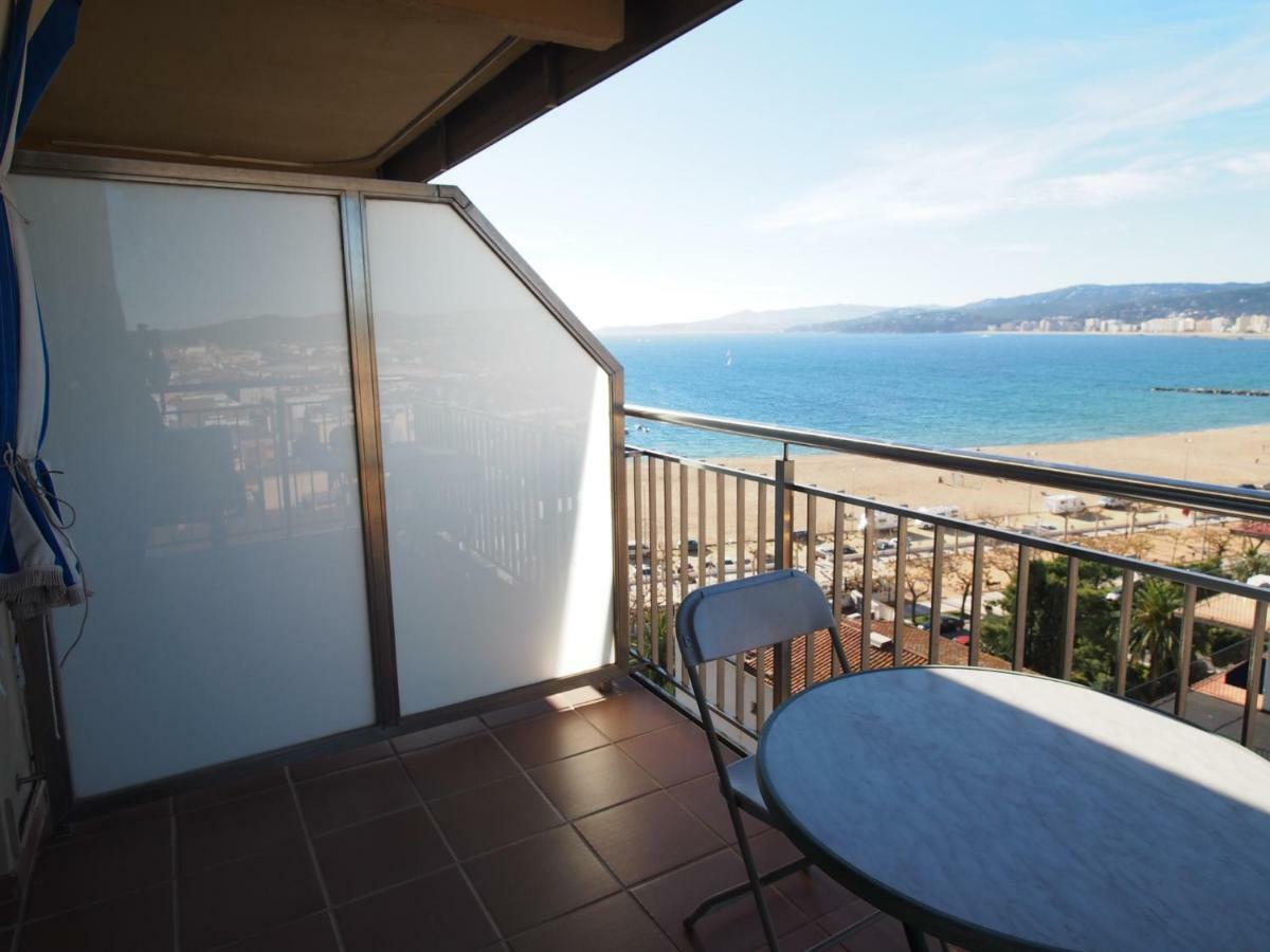 Seafront Apartment In Palamos Luaran gambar