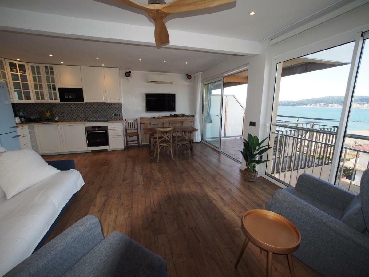 Seafront Apartment In Palamos Luaran gambar